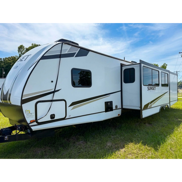 36’ 2022 Sunset Trail