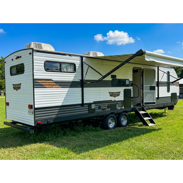 30’ 2021 Wildwood Camper
